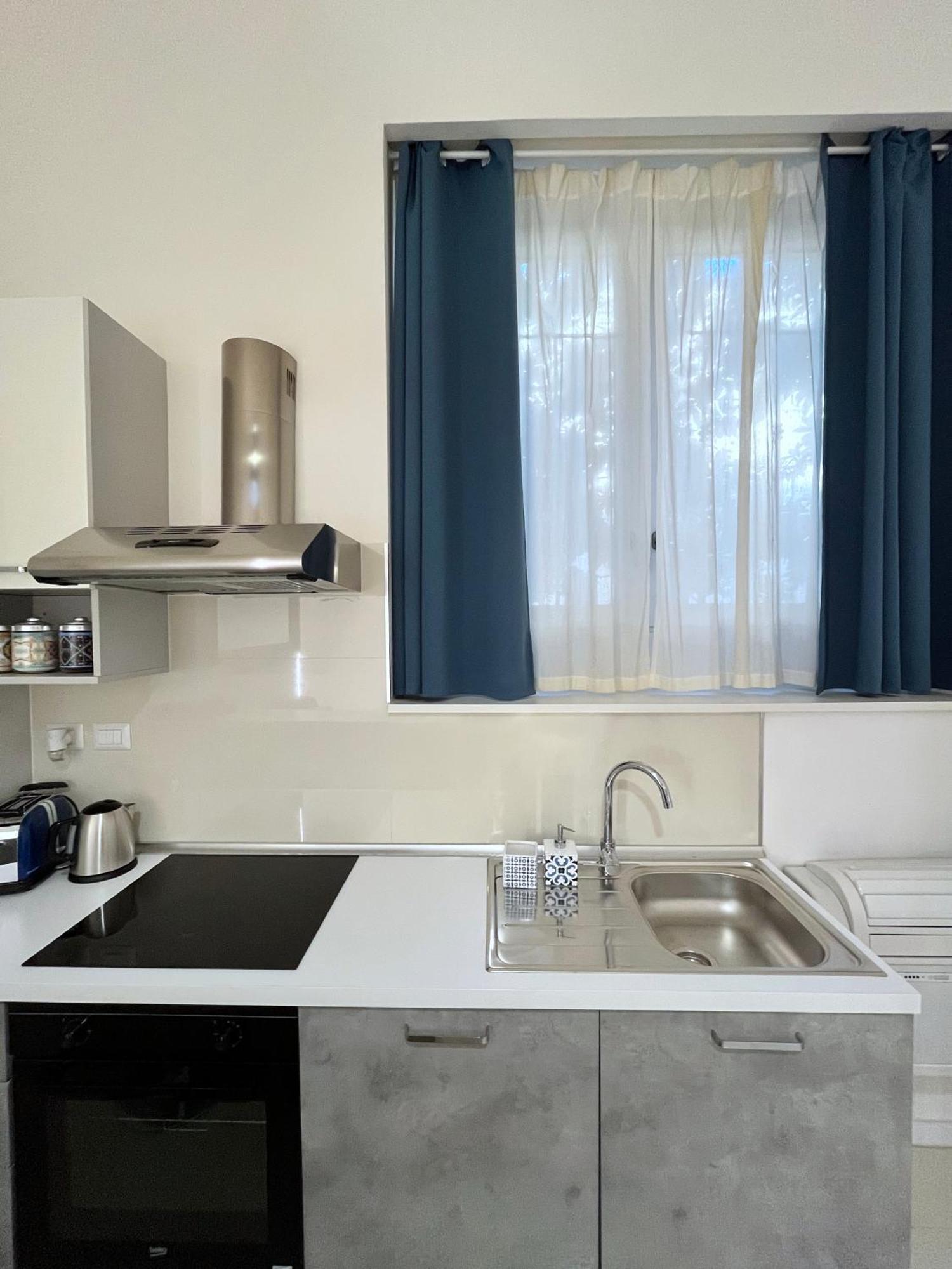 Residenza Santi Ai Monti Apartment Rome Exterior photo